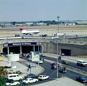 London Heathrow Airport, Welcome to Britain Date: circa 1960s