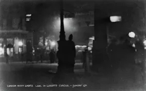 Surroundings Prints: London Night Snaps Ludgate Circus