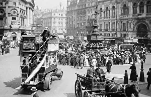 London Piccadilly Circus early 1900s