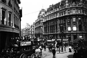 Images Dated 11th August 2011: London Poultry