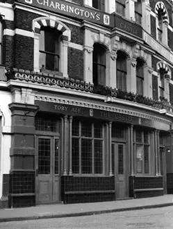 London Pub / The Castle