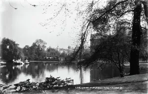 Lush Prints: London in St. James's Park