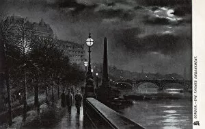 Nightime Gallery: London - The Thames Embankment by moonlight