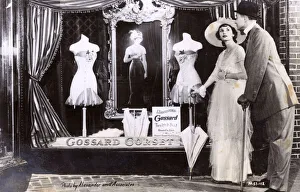 Corsets Gallery: A look back at a Parisian High Street at Chicago Museum