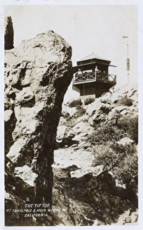 Images Dated 11th July 2017: Lookout balcony, Marin County, California, USA