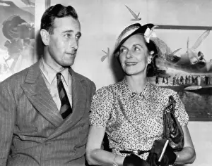Viceroy Prints: Lord and Lady Mountbatten arrive in New York