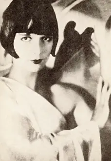 Louise Brooks / Postcard