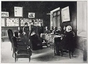 Lourdes Bureau 2