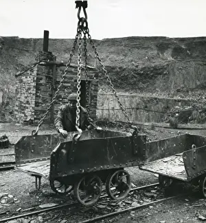 Lowering a tram, Penyrorsedd Slate Quarry, North Wales