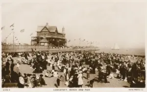 Lowestoft / Beach / Pier / 09