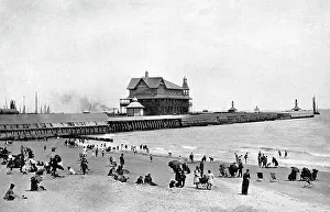 Lowestoft Prints: Lowestoft Pier early 1900s