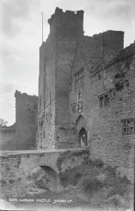 Ludlow Prints: Ludlow Castle