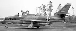 Images Dated 26th February 2021: Luftwaffe - Republic F-84F Thunderstreak DB-255