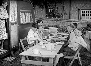 Images Dated 9th March 2015: Lunchtime on a caravan holiday