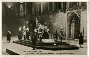 Images Dated 24th June 2016: Lying-in-State of late King George V - Westminster Hall