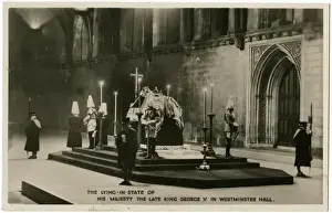 Guarding Prints: Lying-in-State of late King George V - Westminster Hall