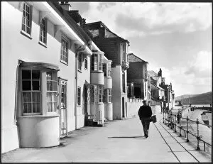 Windows Collection: Lyme Regis Promenade