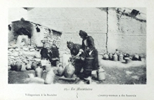 Images Dated 4th May 2011: Macedonian women at the fountain