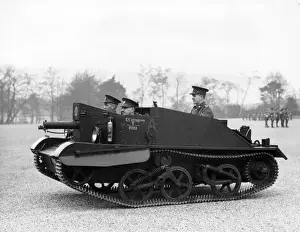 Machine gun carrier with Vickers gun, WW1
