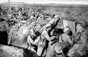 Images Dated 3rd December 2004: Machine gun in German trenches WWI