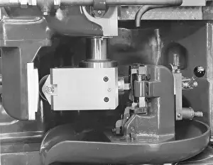 Shaping Prints: A machine-tool shaping a gas-turbine engine turbine blade