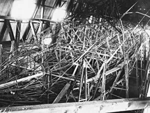Hangar Gallery: Macmechan Airship Structure in Hangar in Barking, 1915