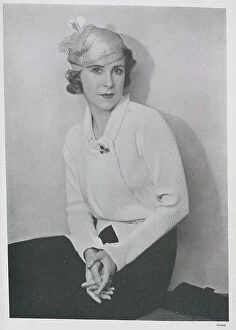 Blouse Collection: Madame Kyra Alanova (1902-1965, dancer, studio fashion portrait. With description)