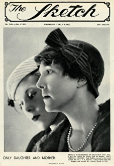 Images Dated 13th November 2012: A Madame Yevonde portrait of Marchioness of Dufferin and Ava