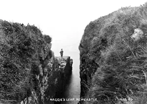 Leap Prints: Maggies Leap, Newcastle