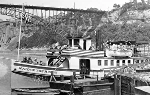 Niagara Prints: Maid of the Mist, Niagara Falls, USA Canada