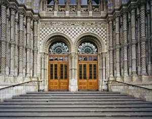 Main entrance of the Natural History Museum, London