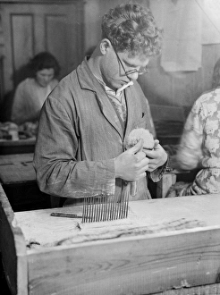 Images Dated 11th April 2012: Making Shaving Brushes