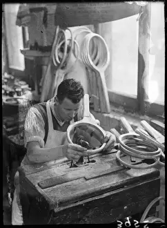 Making Tennis Racquets