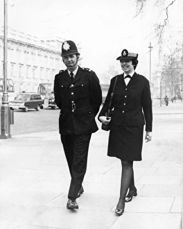 Equality Gallery: Male and female police officers on duty in London