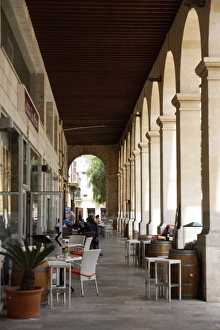 Images Dated 20th April 2013: Mallorca, Spain - Arcade at the main square