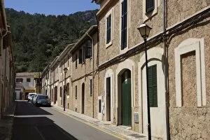 Images Dated 21st April 2013: Mallorca, Spain, Valldemossa - Old Houses