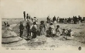 Bains Prints: Malo-les-Bains, France - children building sandcastles