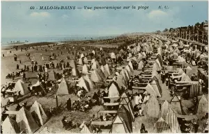 Bains Prints: Malo-Les-Bains, France - panoramic view of beach