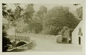 The Malt Shovel Inn (right) and Bridge