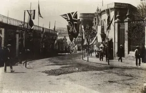 Strada Prints: Malta - Strada Marina toward Fish Market, Valletta - WWI