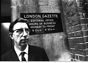 Images Dated 9th September 2015: Man outside the offices of The London Gazette