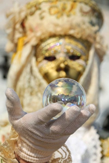 Images Dated 10th February 2013: Man wearing Venice Carnival Costume