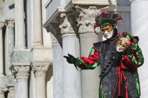 Images Dated 8th February 2013: Man wearing Venice Carnival Jester Costume