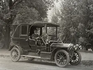 Brake Prints: Man at the wheel of a car