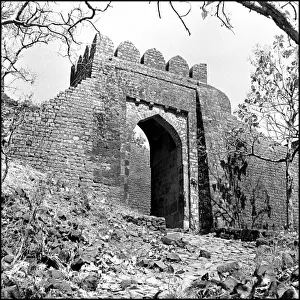 Mandu - India - Gateway in a high wall