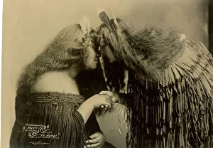 Maori greeting - rubbing noses Maori greeting - Te Hongi - rubbing noses