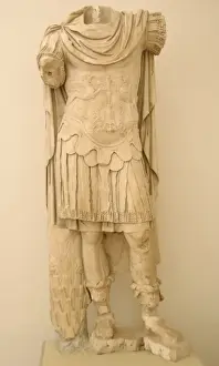 Marcus Aurelius (121-180 d. C). Headless statue. Olympia. Gre