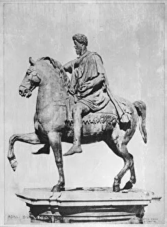 Emperor Gallery: Marcus Aurelius Statue