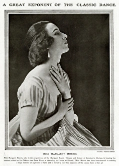 Images Dated 6th March 2017: Margaret Morris by Madame Yevonde