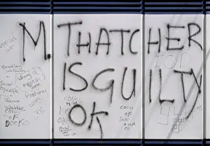 Docklands Prints: Margaret Thatcher Graffiti